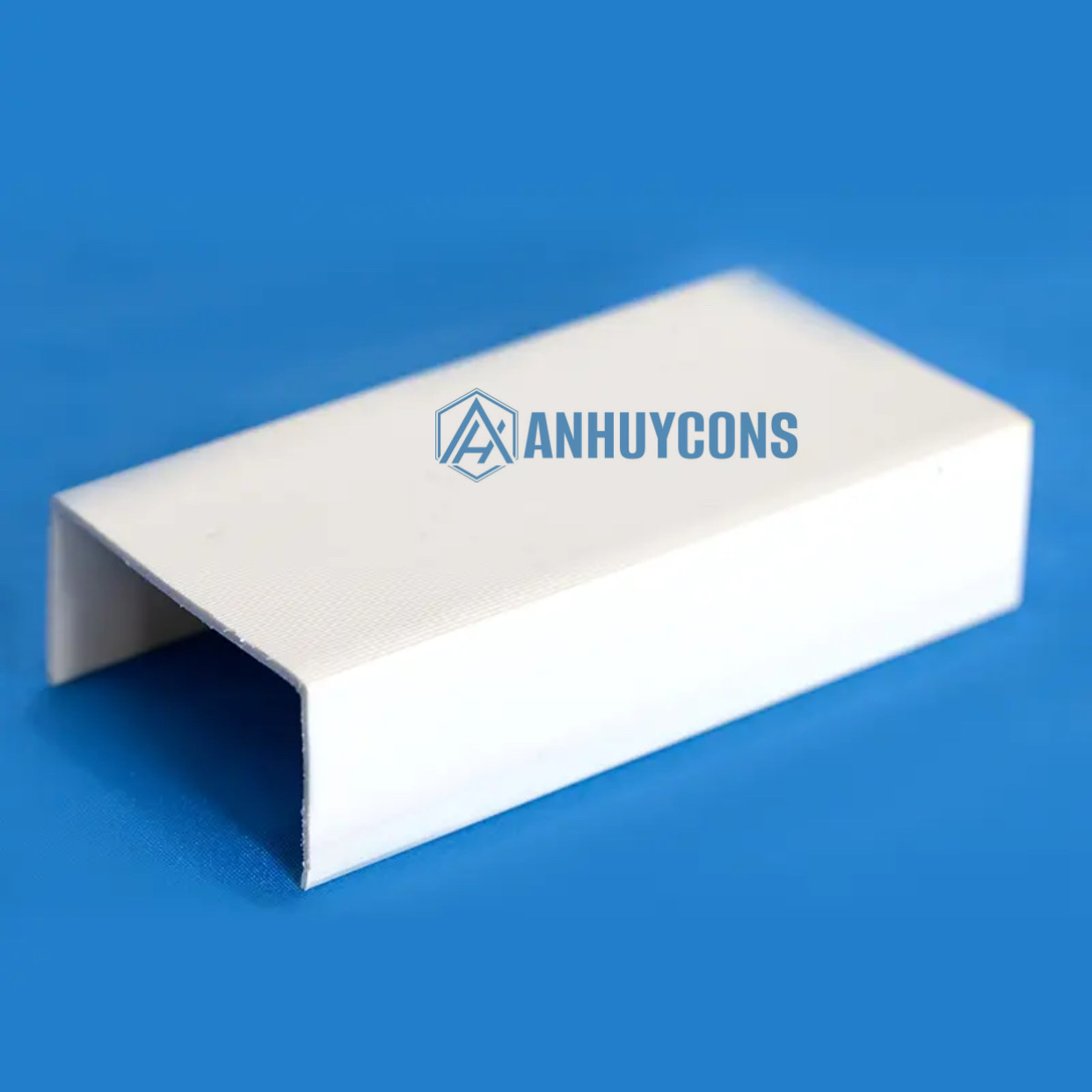 Tìm hiểu tính linh hoạt của các thanh nhựa PVC  hình chữ U