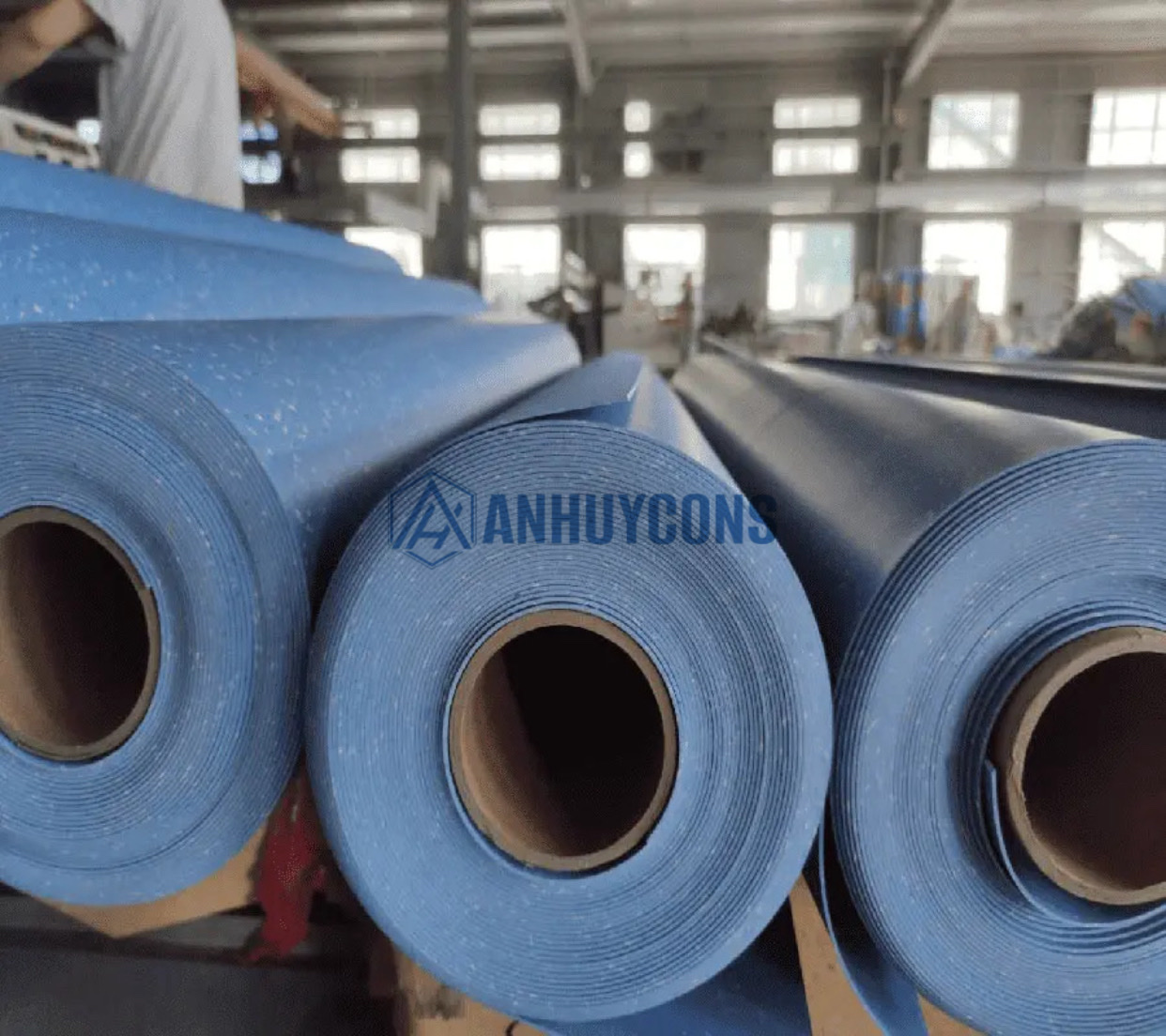 Làm thế nào để giải quyết vấn đề trầy xước của sàn vinyl đồng nhất